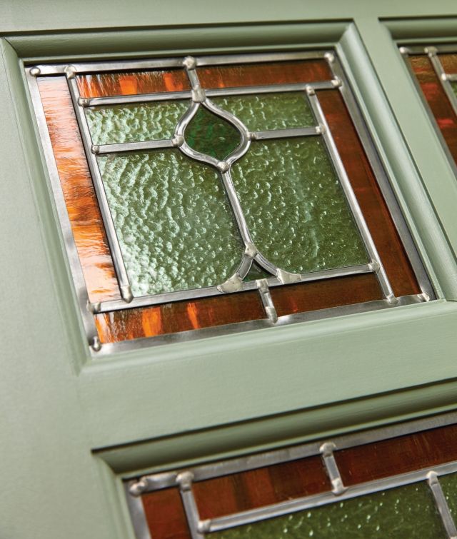 The colour green allows us to reconnect with our surroundings and nature. It's the colour of balance, health, harmony and calm, making it the perfect shade for the entrance to your home.

This is our stunning paint colour, Pewter, combined with striking stained glass detailing and chrome door furniture.
-
-
-
-
#londondoorcompany #londondoor #londondoorco #doorsoflondon #doorsofinstagram #doortraits #greenfrontdoor #greendoor #greeninteriors #colourfulhome #frontdoorcolour #frontdoor #stainedglass